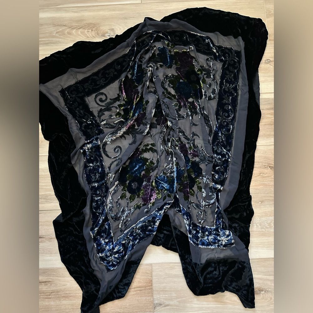 Vintage Made in Italy Silk/Velvet Scarf